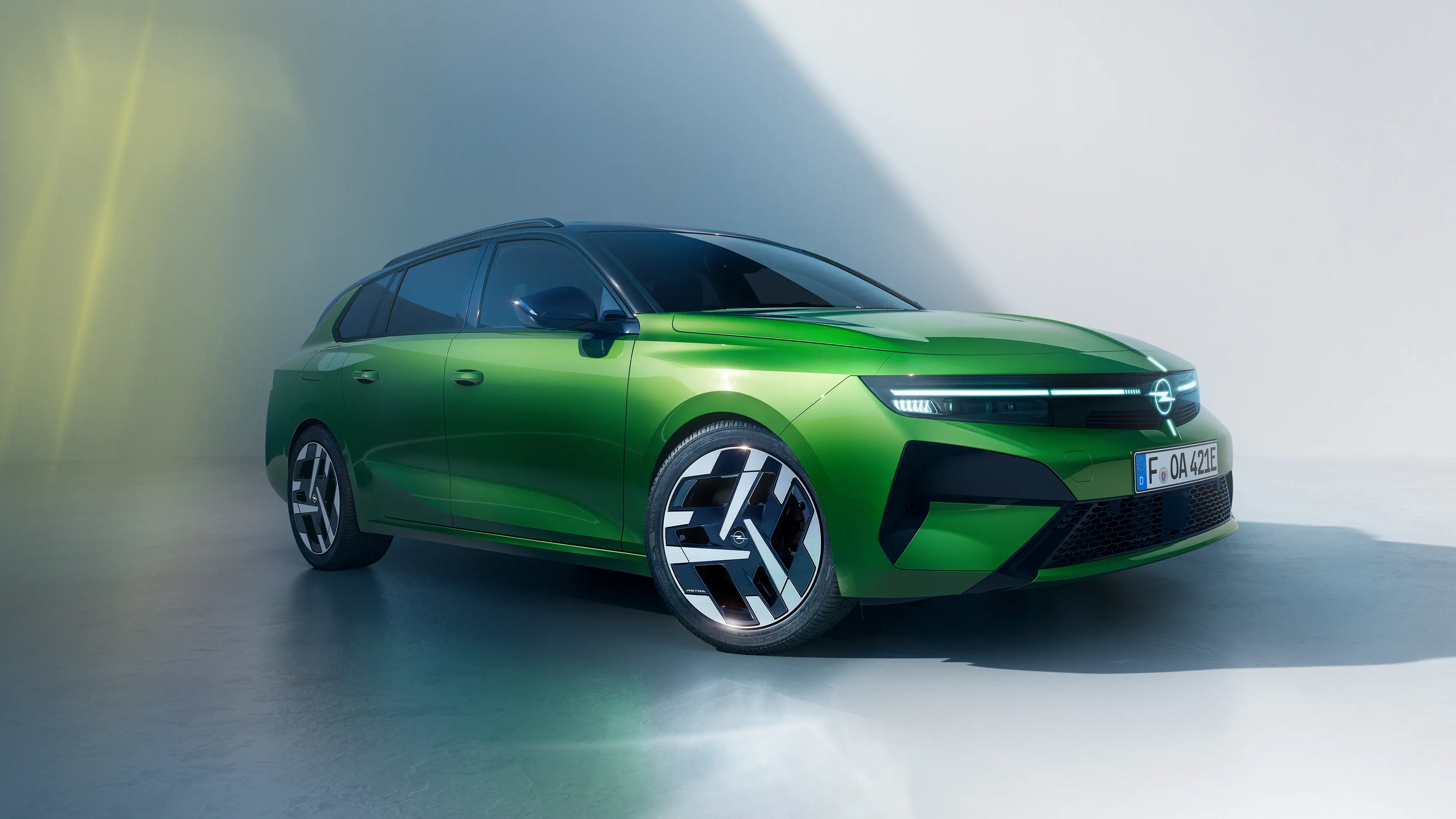 Gute-Mobile NewOpelAstra slider